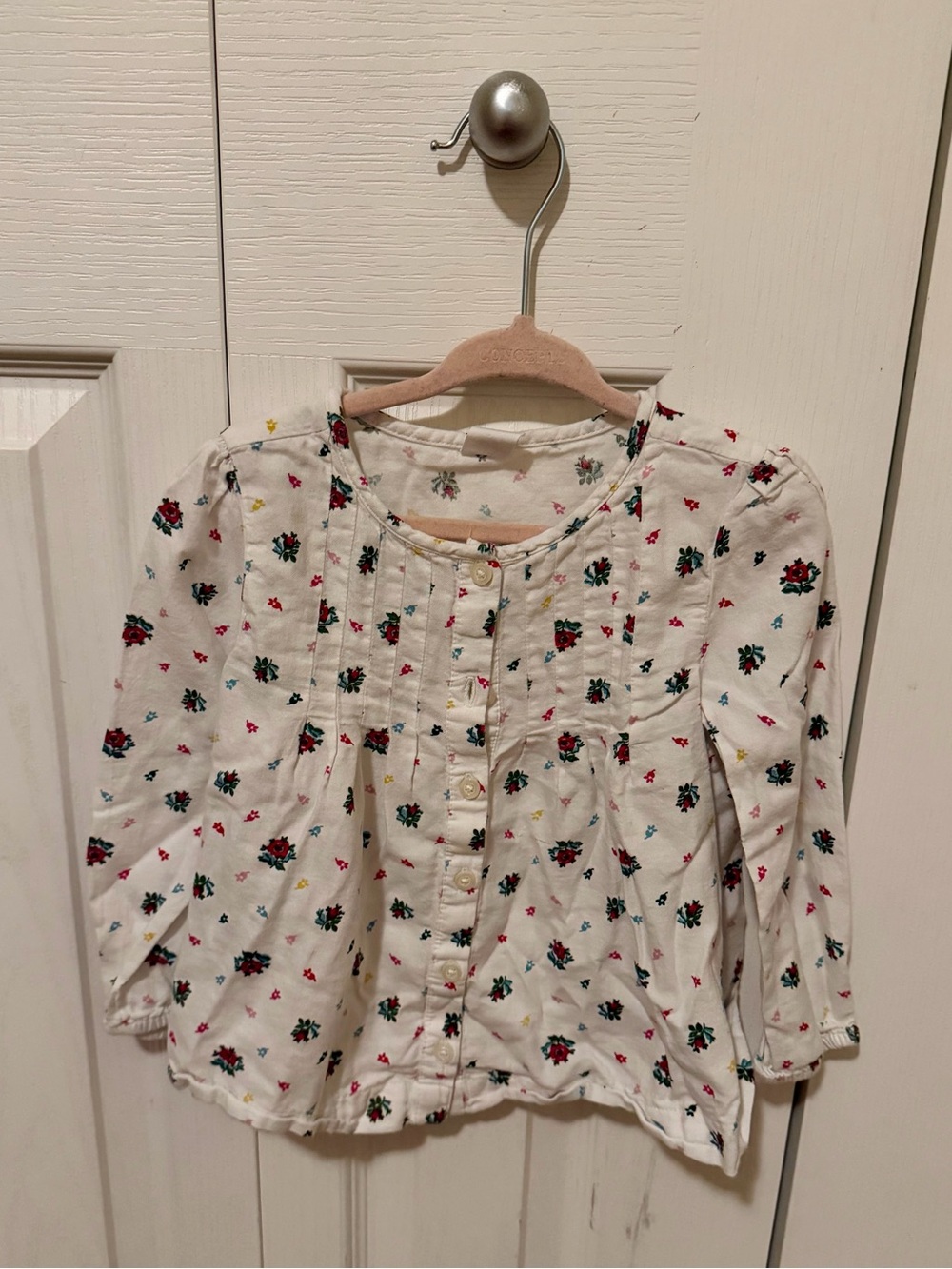 GAP White Long-Sleeve Floral Button Front Blouse